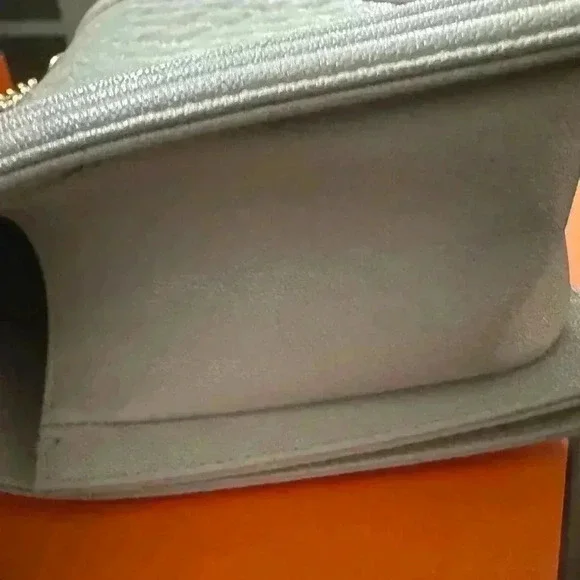 CHANEL New full set Chanel Grey hard to find color medium boy bag - Picture 4 of 13